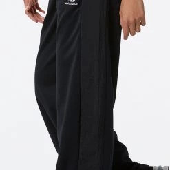 New Balance Women's Athletics Amplified Pants For Women Black -New Balance Sales unnamed file 240