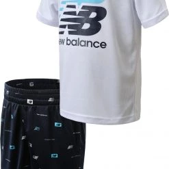 New Balance Little Boys' Logo T-Shirt And Shorts Set For Girls' Team Red